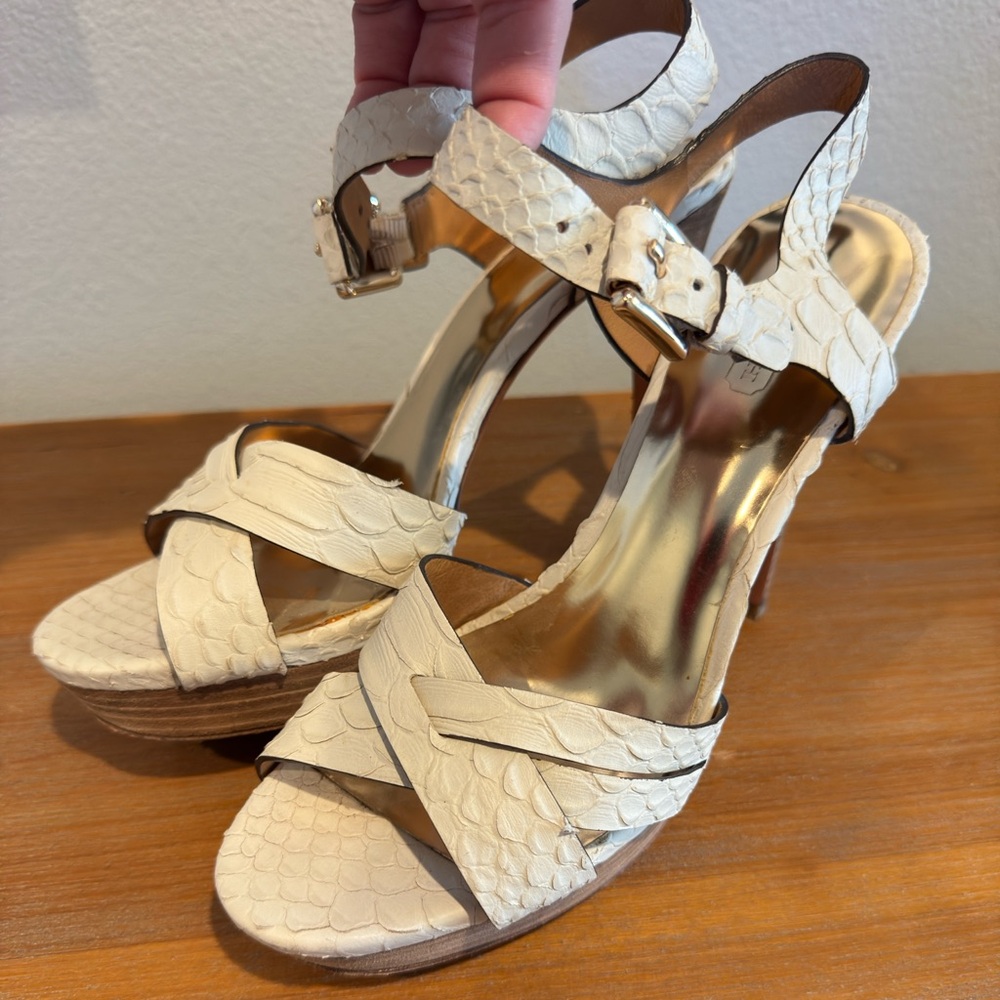 COACH Dani Embossed Snakeskin Heels Womens 8